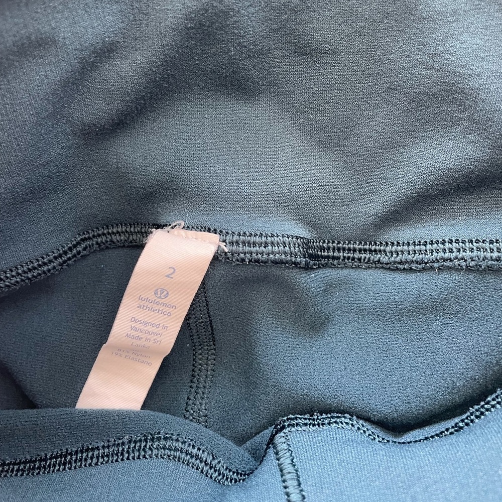 Lululemon 🍋 leggings limited edition - Picture 4 of 4